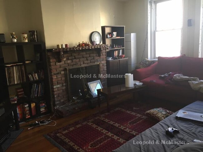 Photo - 149 Chiswick Rd