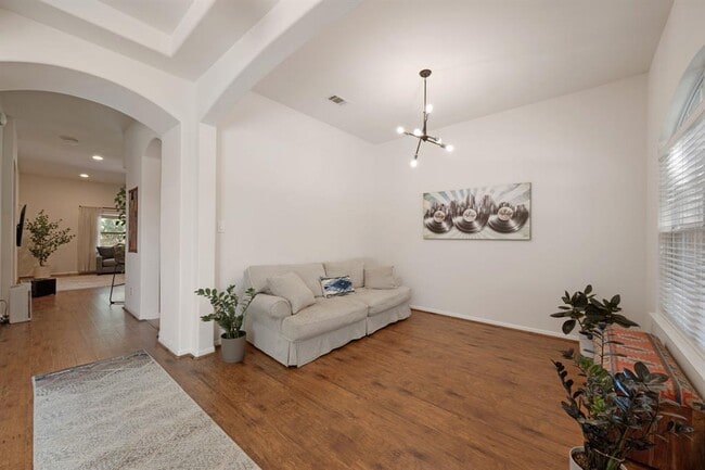 Photo - 2405 Tumbling River Dr