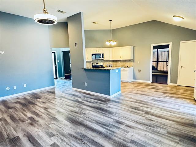 Photo - 2413 University Dr