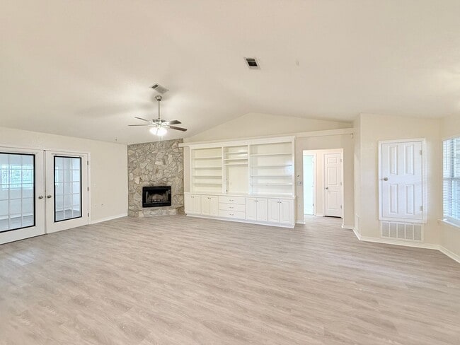 Photo - Spacious 3-Bedroom Home Near NAS Whiting Field