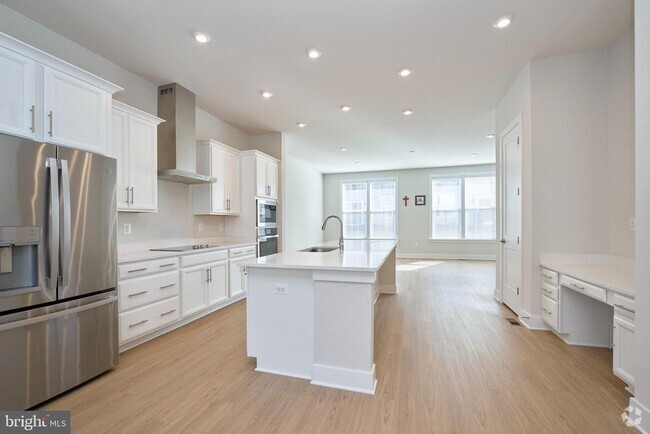 Building Photo - 2315 Liberty Lp Rental