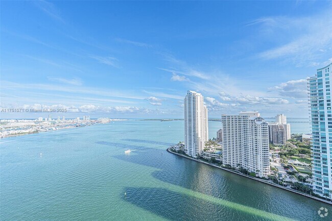 Building Photo - 325 S Biscayne Blvd Unit 3123 Rental