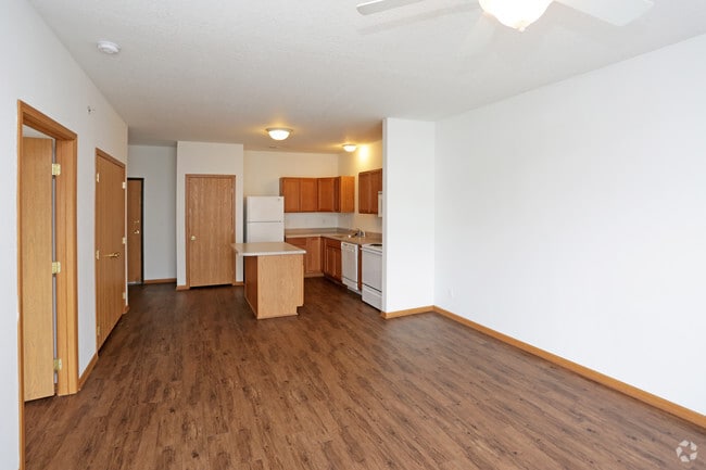 1BR, 1BA - 730 SF - Living Room