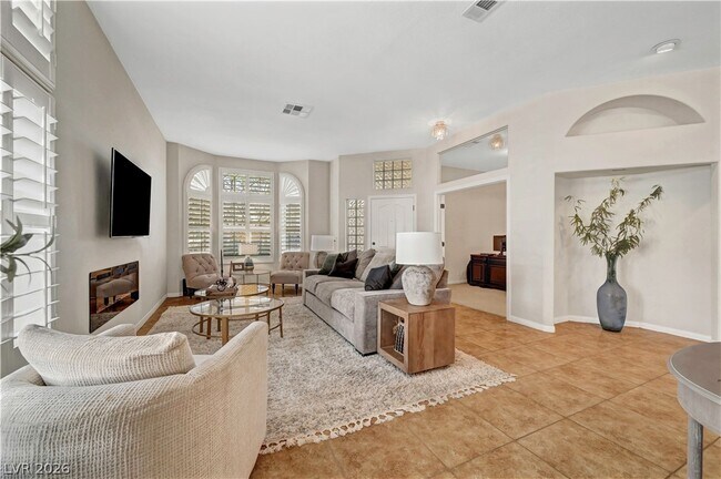 Photo - 1405 Sunblush Ln