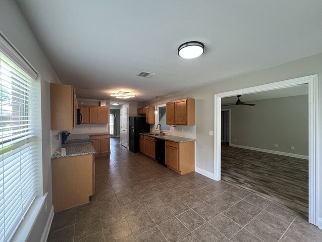 Photo - 23816 Stoneridge Ln