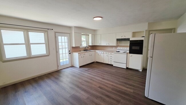 Photo - Remodeled Dupllex