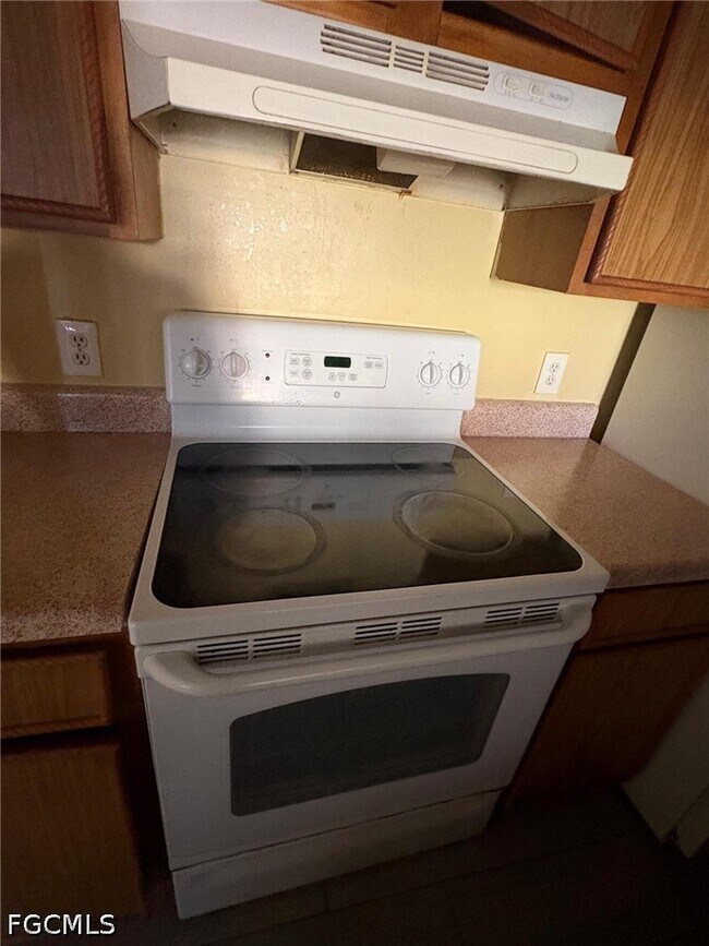 Photo - 2865 Winkler Ave Unit 411