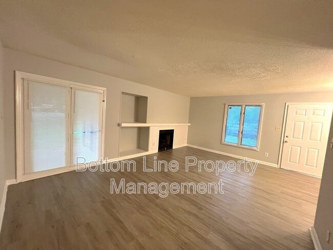 Photo - 1840 J Julian Ln Unidad A
