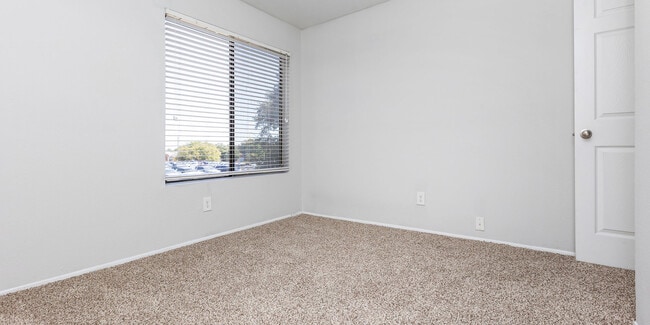 Waverly Park Apartments