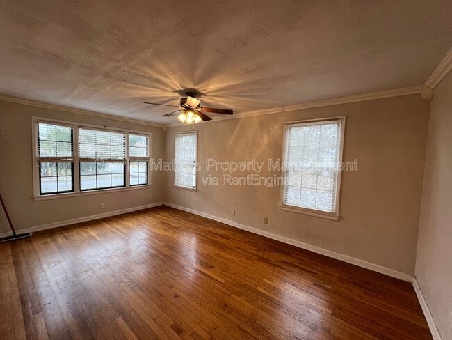 Photo - 1876 N Baylen St