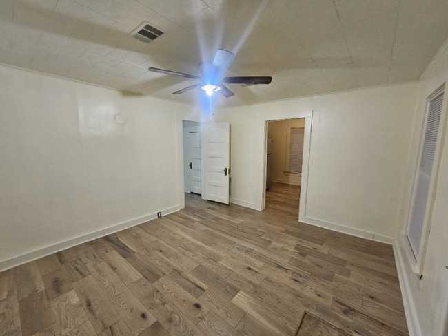 Photo - 321 W Elm St Unit Left Back apartment 1