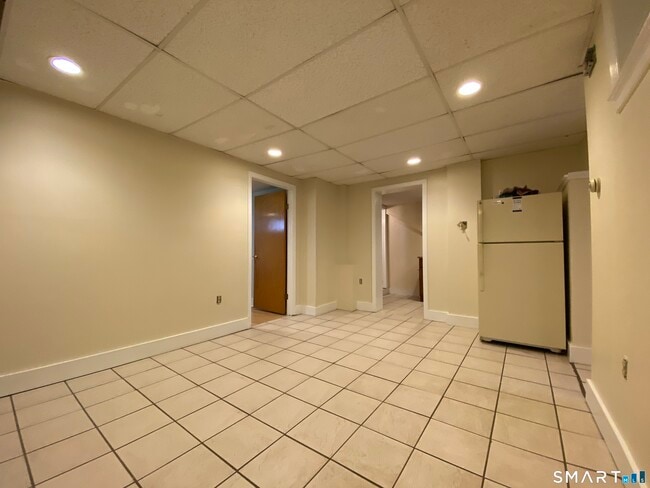 239 Edwards St Unit LL