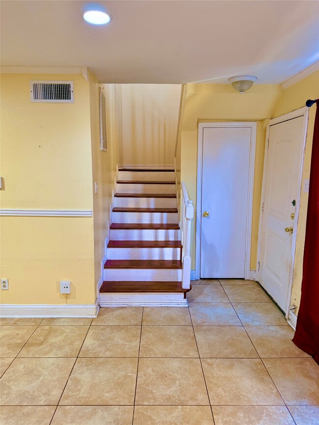Photo - 7047 Bissonnet St Unit 32