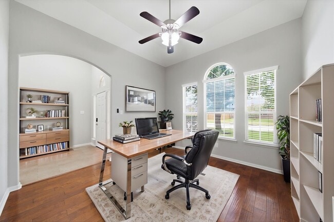 Photo - 4207 Canterbury Park Ln