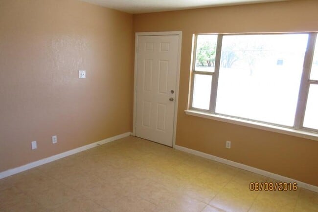 Photo - 1012 Georgetown Rd