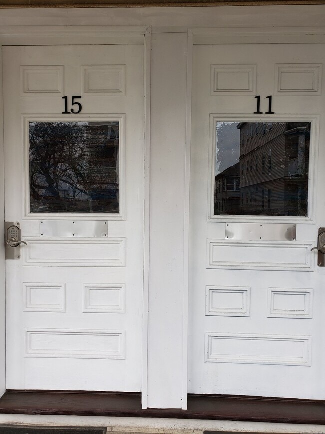 Photo - 15 New Hampshire Ave Unidad #2