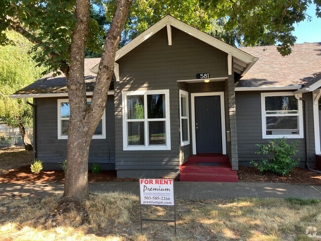 Building Photo - Remodeled One Bedroom Apartment in North S... Unit 581