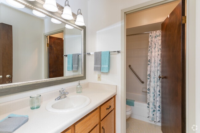 1BR, 1BA - Briar