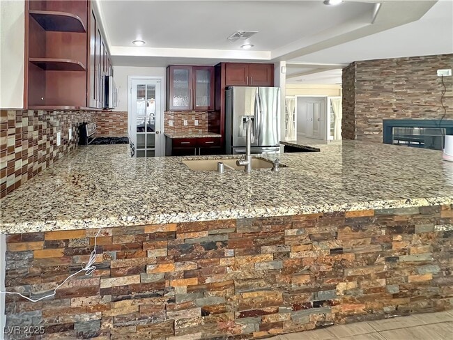 Building Photo - 8305 Bermuda Beach Dr Rental