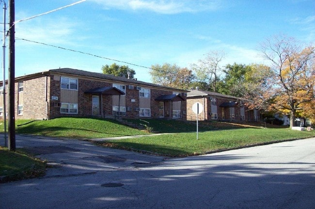 Heartland Apartments - Heartland Apartments