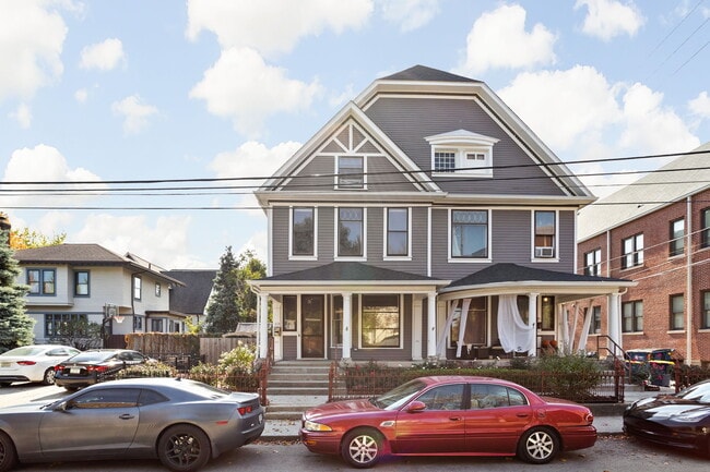 Photo - 319 E 13th St Townhome