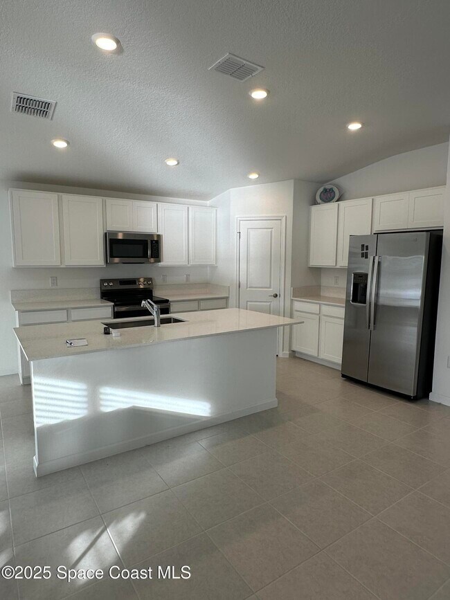 Photo - 1825 Diablo Cir SW