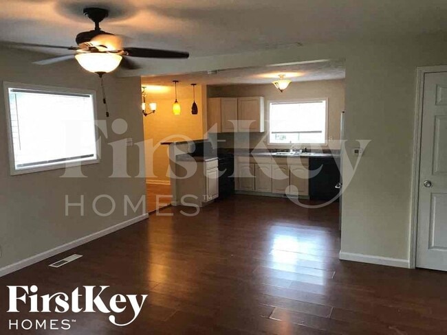 Photo - 4801 Leone Dr