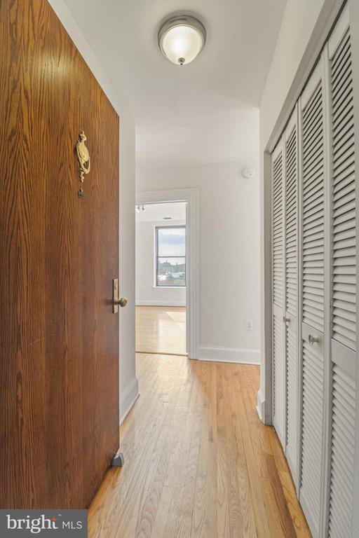 Photo - 1325 13th St NW Unidad 602