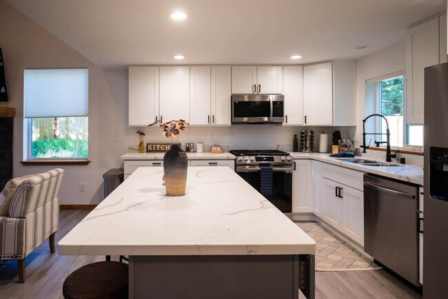 Photo - 235 Paradise Dr Unit ID1035921P
