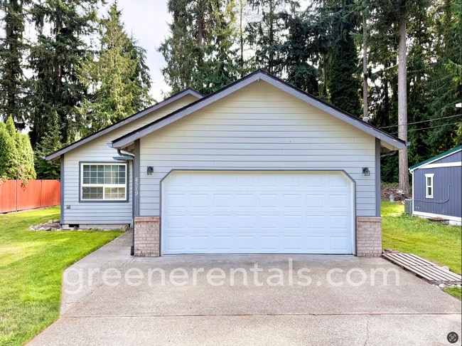 Building Photo - Coming Soon! 3BR/2BA Rambler in Nisqually ...