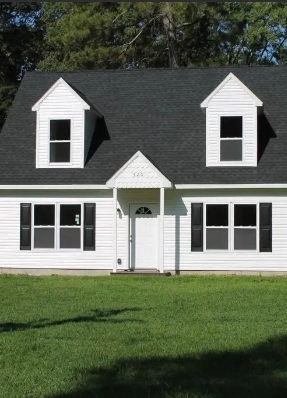 Building Photo - 520 Clyde Ave