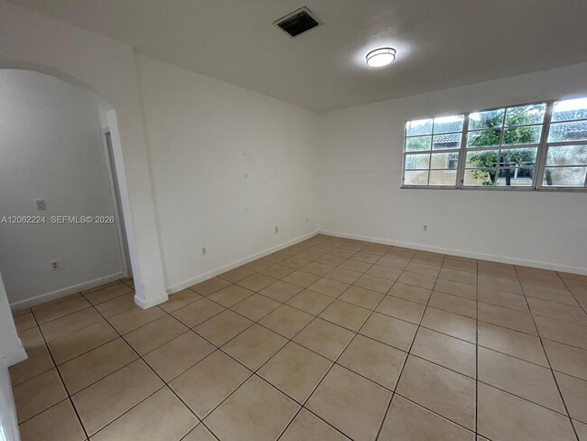 Photo - 9257 SW 227th St Unidad 26