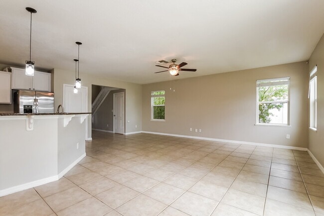 Photo - 123 Prairie Falcon Dr