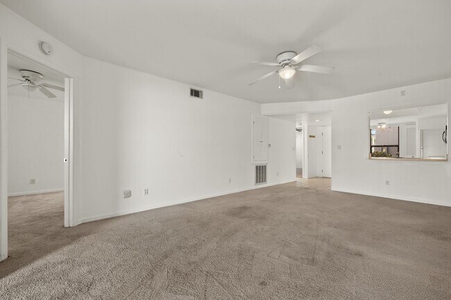 Photo - JK - Gulf access with dock and lift Boaters and Canal View Lover's Delight - 2 bedroom 2 bathroom...