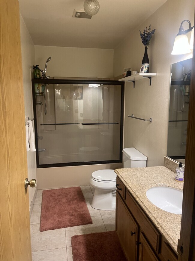 Photo - 906 Meadow Creek Dr Unit 307