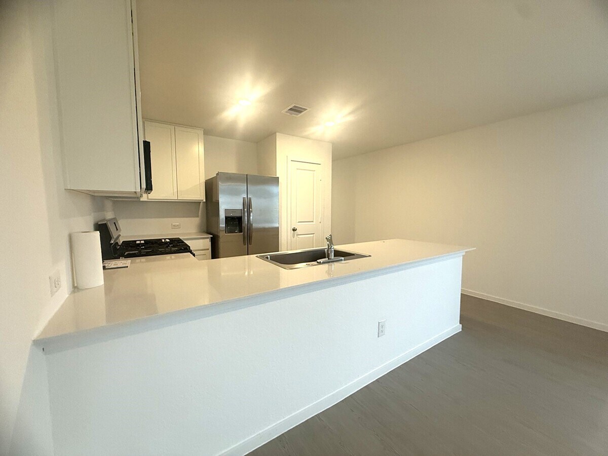 Photo - 1520 Crowson Rdg