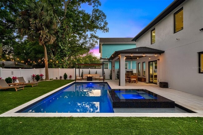 Photo - 902 W Plymouth St