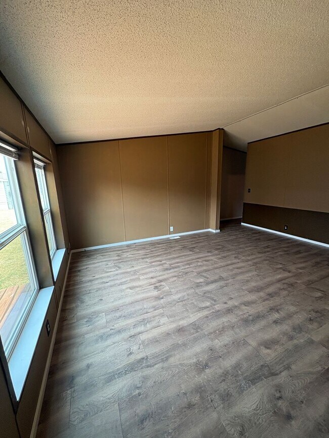 Photo - 3 Bedroom Unit behind Gallatin Valley Mall!