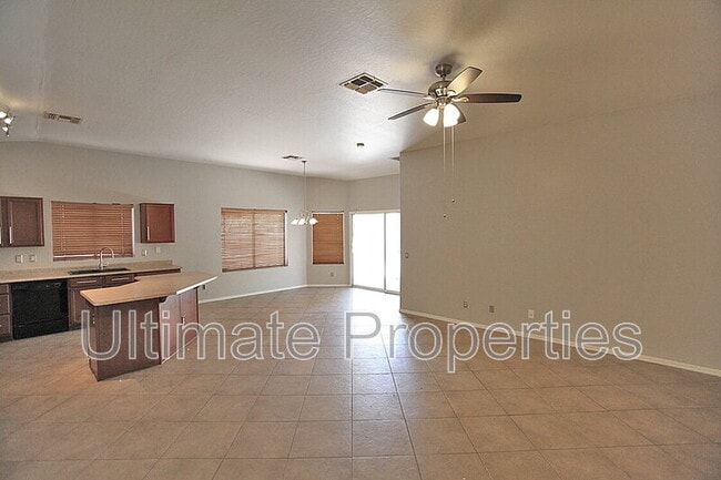 Photo - 15710 N 34th St