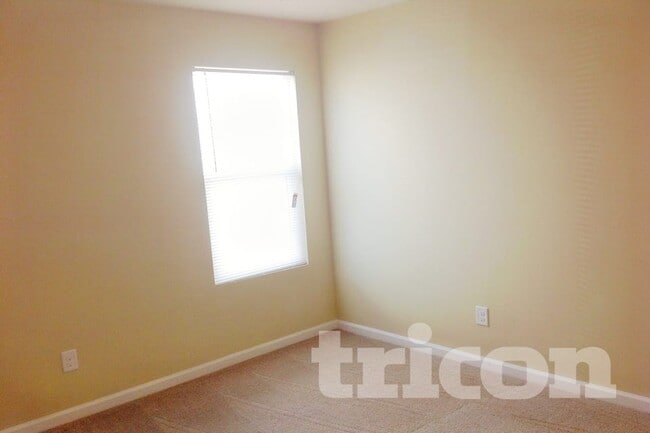 Photo - 4911 Magnasco Ln