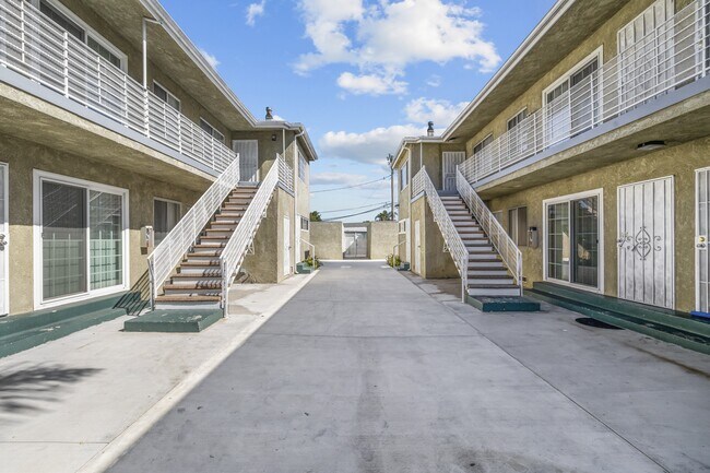 2935 W. 141st Place