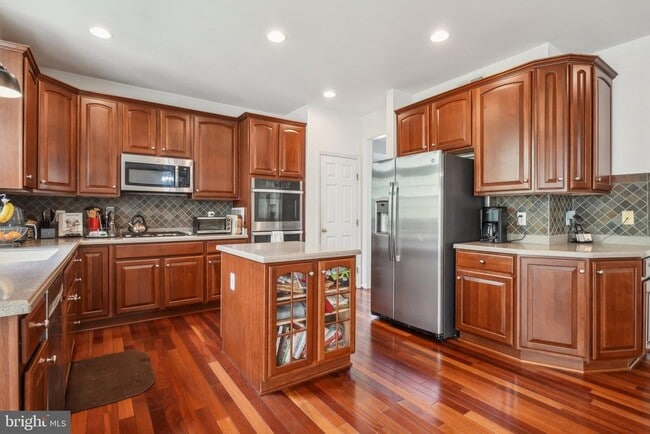 Photo - 18119 Camdenhurst Dr