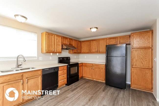 Photo - 8042 N Bryant St