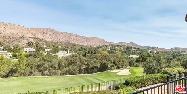 5109 Lakeview Canyon Rd