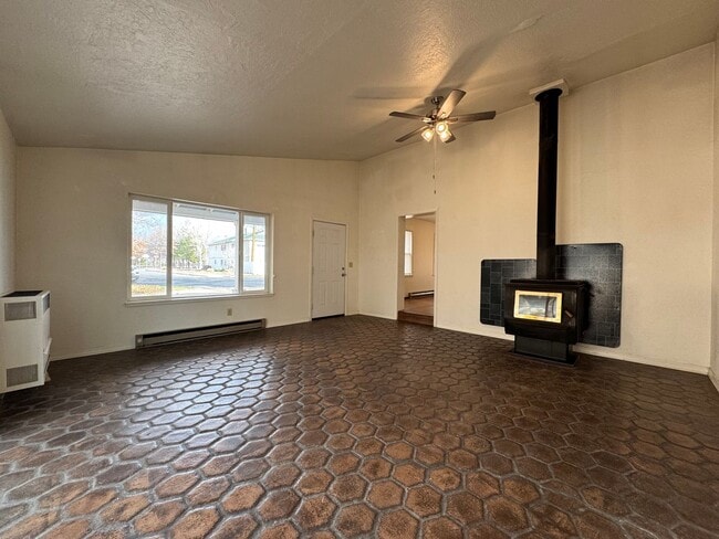 Photo - 16 Santa Paula St