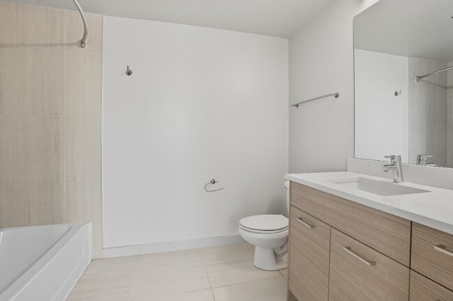 Photo - 296 N Canal St