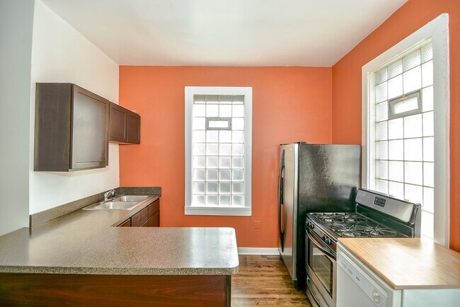 Photo - 1529 W Nelson St Unit J07P