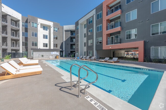 Residential Pool - Otonomus