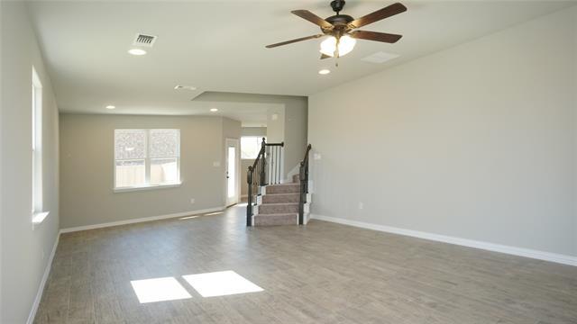 Photo - 712 Prairie Creek Dr