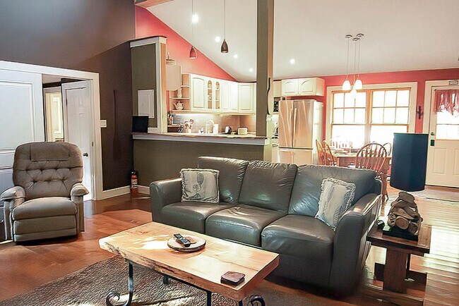 Photo - 7394 Hwy 6 Unit ID1244684P